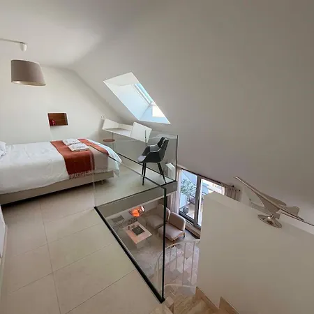Modern 1 Bed Duplex In Limperstberg Apartman Luxemburg