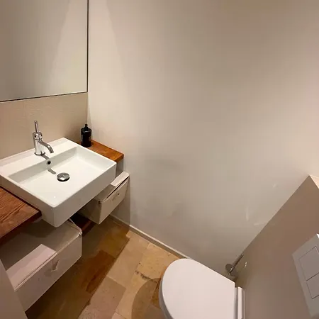 Apartman Modern 1 Bed Duplex In Limperstberg *